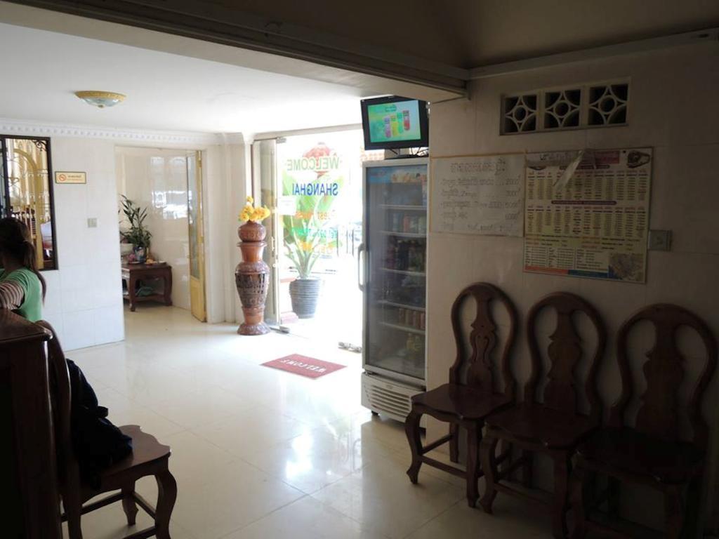 Shang Hai Guesthouse Battambang Dış mekan fotoğraf