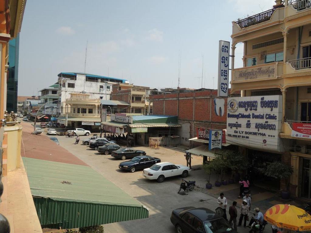 Shang Hai Guesthouse Battambang Dış mekan fotoğraf