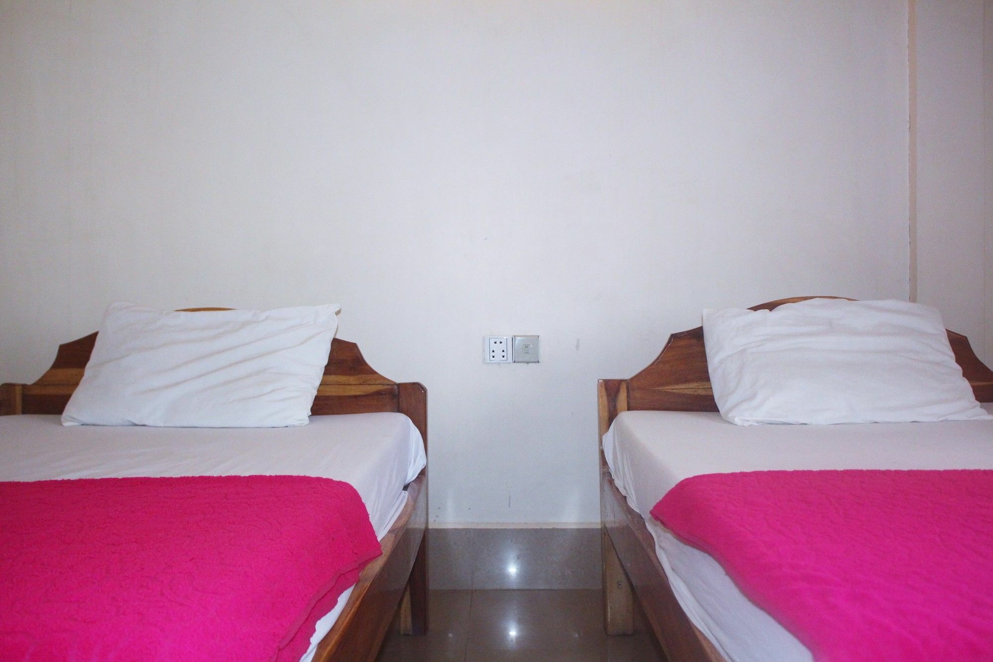 Shang Hai Guesthouse Battambang Dış mekan fotoğraf