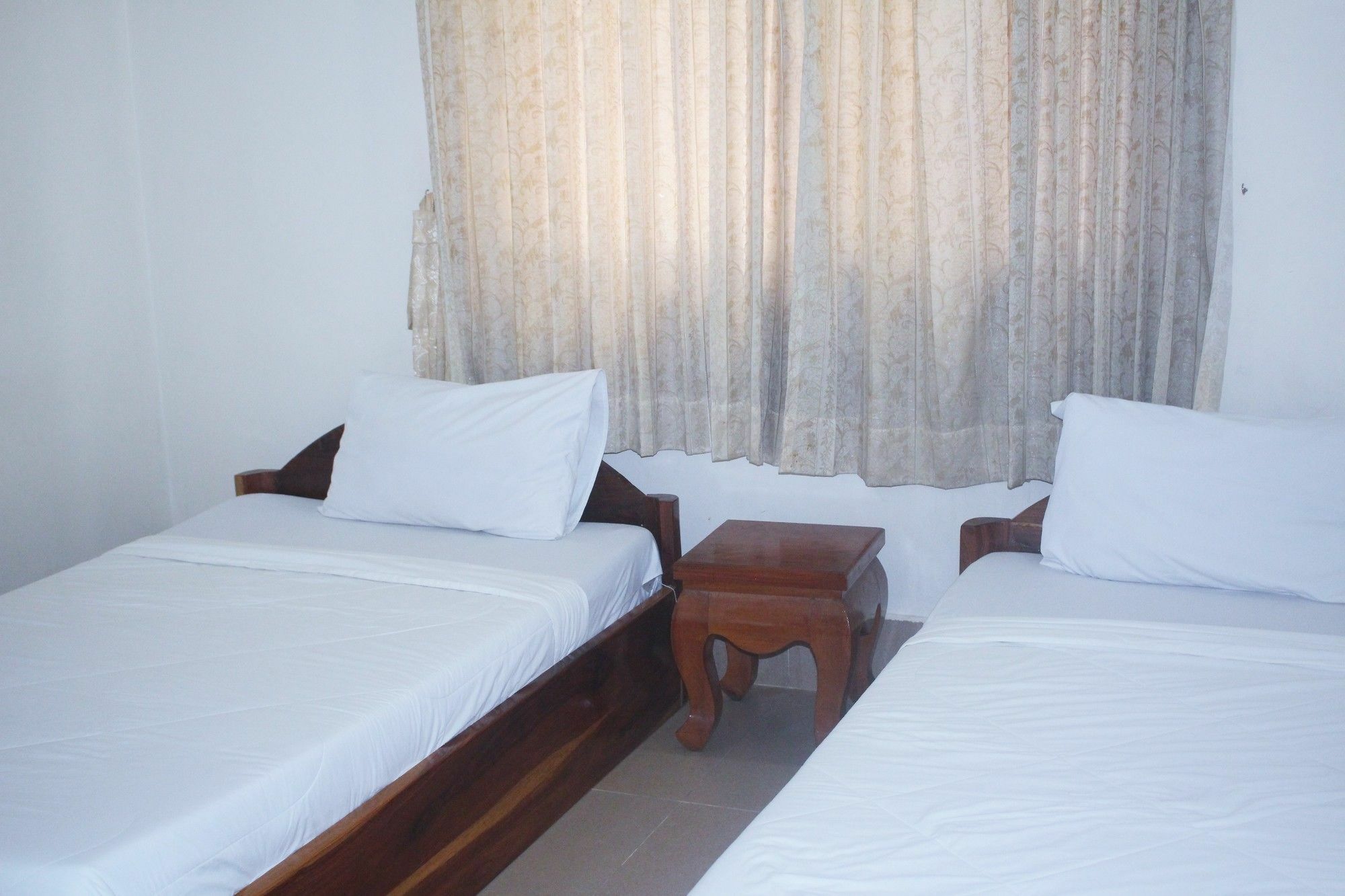 Shang Hai Guesthouse Battambang Dış mekan fotoğraf