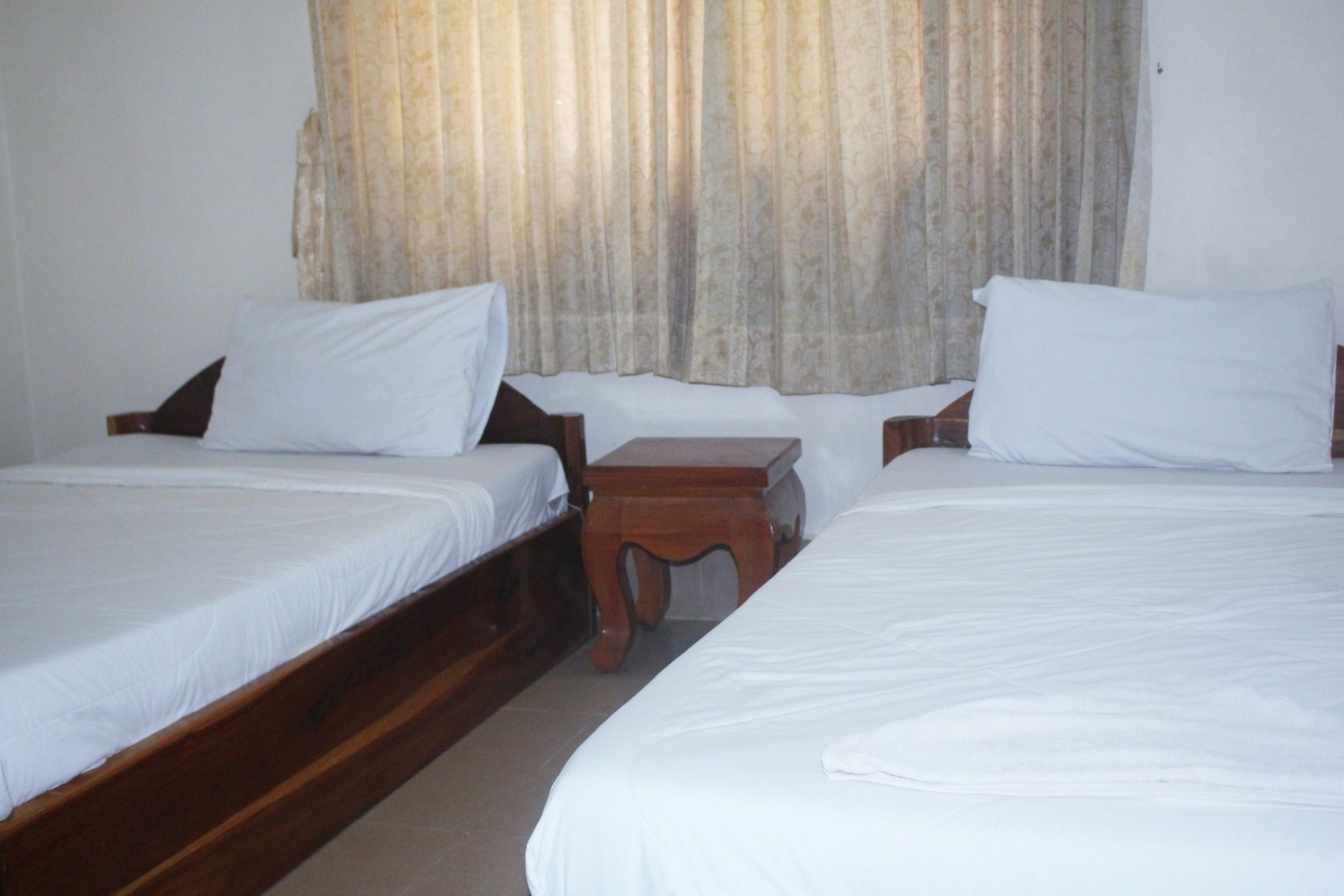 Shang Hai Guesthouse Battambang Dış mekan fotoğraf
