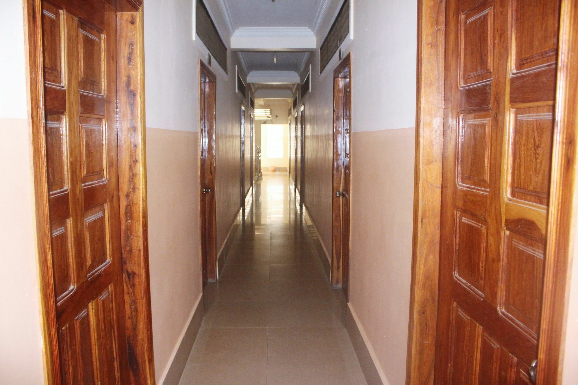 Shang Hai Guesthouse Battambang Dış mekan fotoğraf