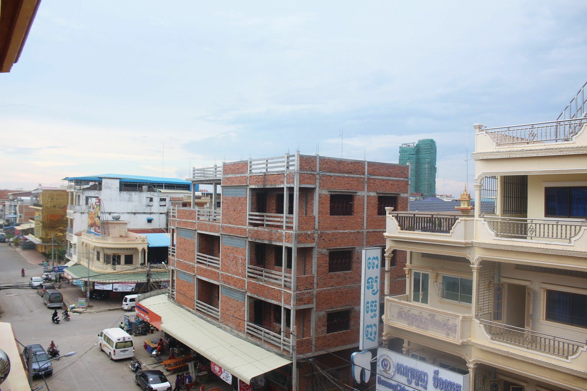 Shang Hai Guesthouse Battambang Dış mekan fotoğraf