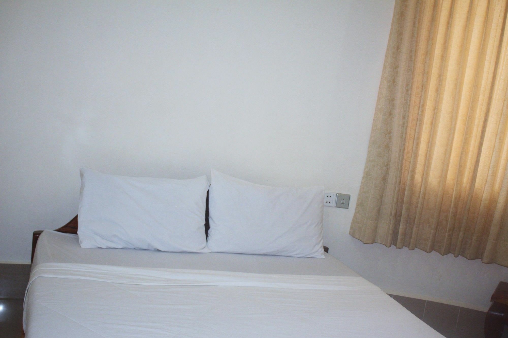 Shang Hai Guesthouse Battambang Dış mekan fotoğraf
